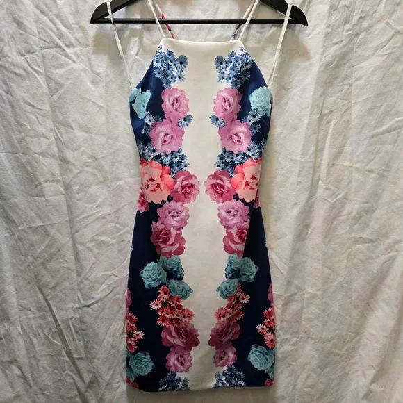 Guess Los Angeles Floral Print Apron Halter Sleeveless Mini Dress 2 Bodycon - Picture 1 of 11